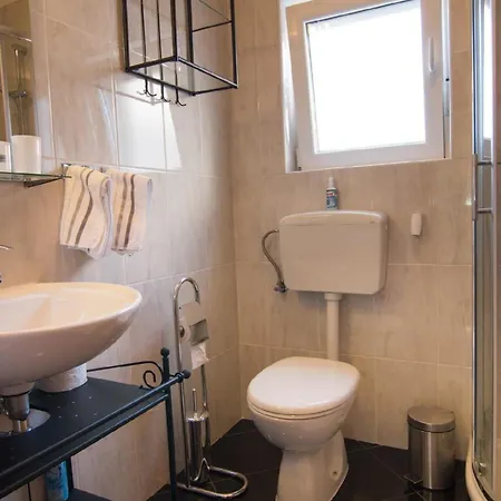 Fuer 3 Personen Ca 35 Qm In Fazana, Istrien Istrische Riviera Apartment *