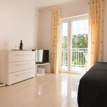 Apartment Fuer 3 Personen Ca 35 Qm In Fazana, Istrien Istrische Riviera