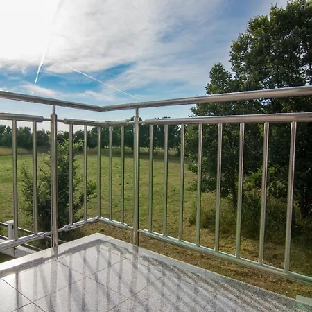 Apartment Fuer 3 Personen Ca 35 Qm In Fazana, Istrien Istrische Riviera Valbandon
