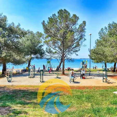 Apartment Fuer 3 Personen Ca 35 Qm In Fazana, Istrien Istrische Riviera Valbandon